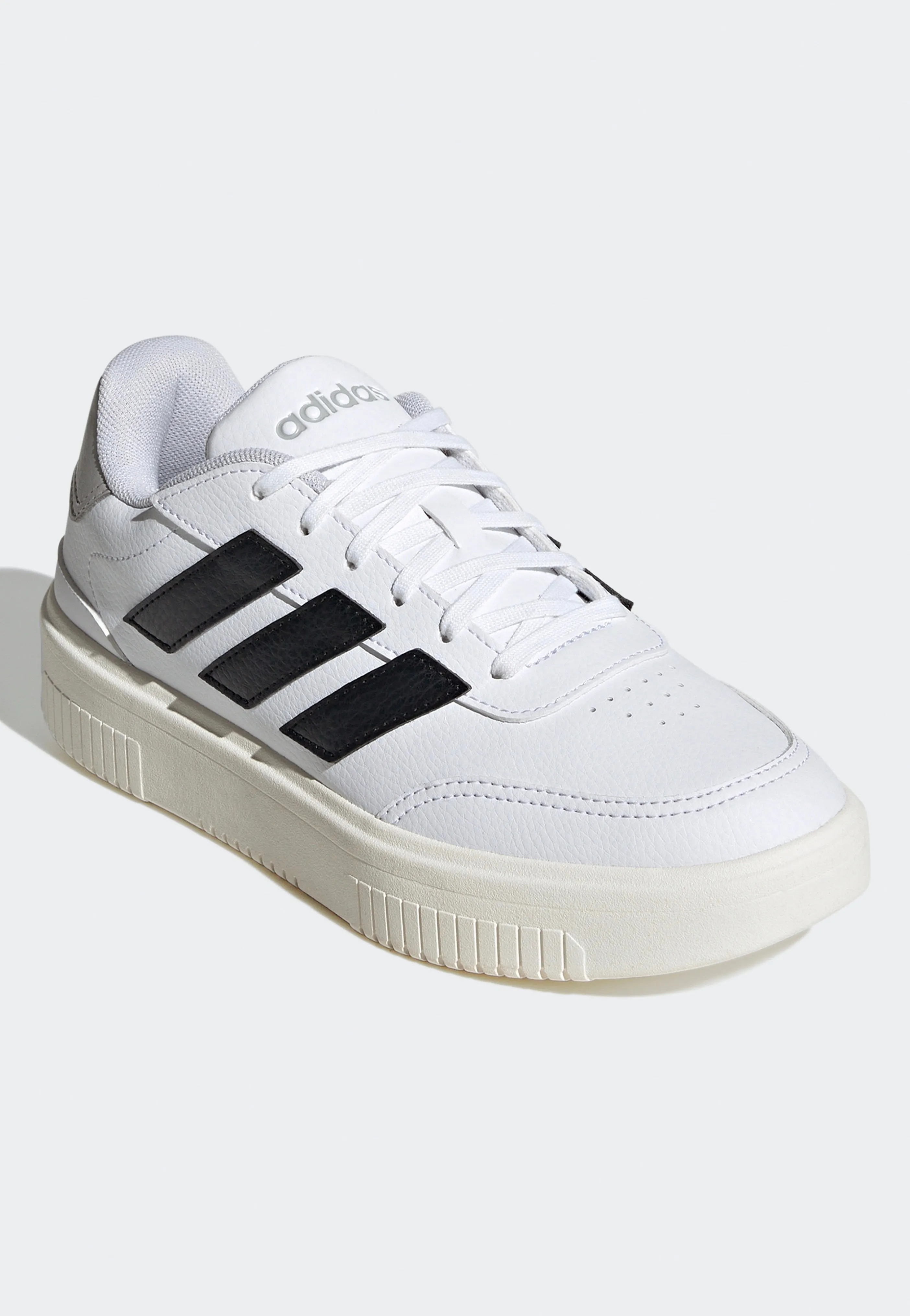 Adidas - Courtblock Bold Ftwwht/Cblack/Gretwo - Girl Shoes