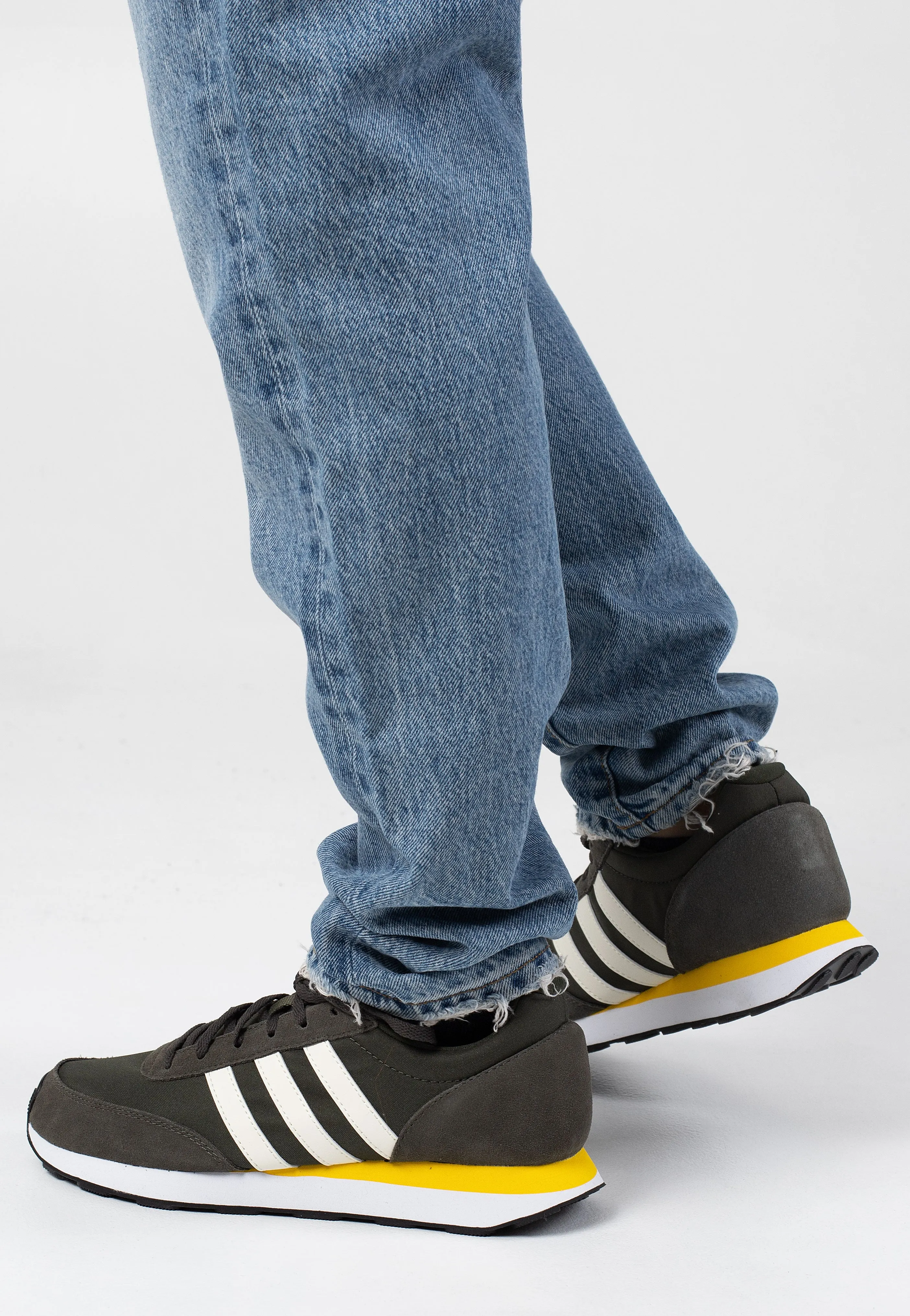 Adidas - Run 60S 3.0 Shaoli/Owhite/Ngtcar - Shoes