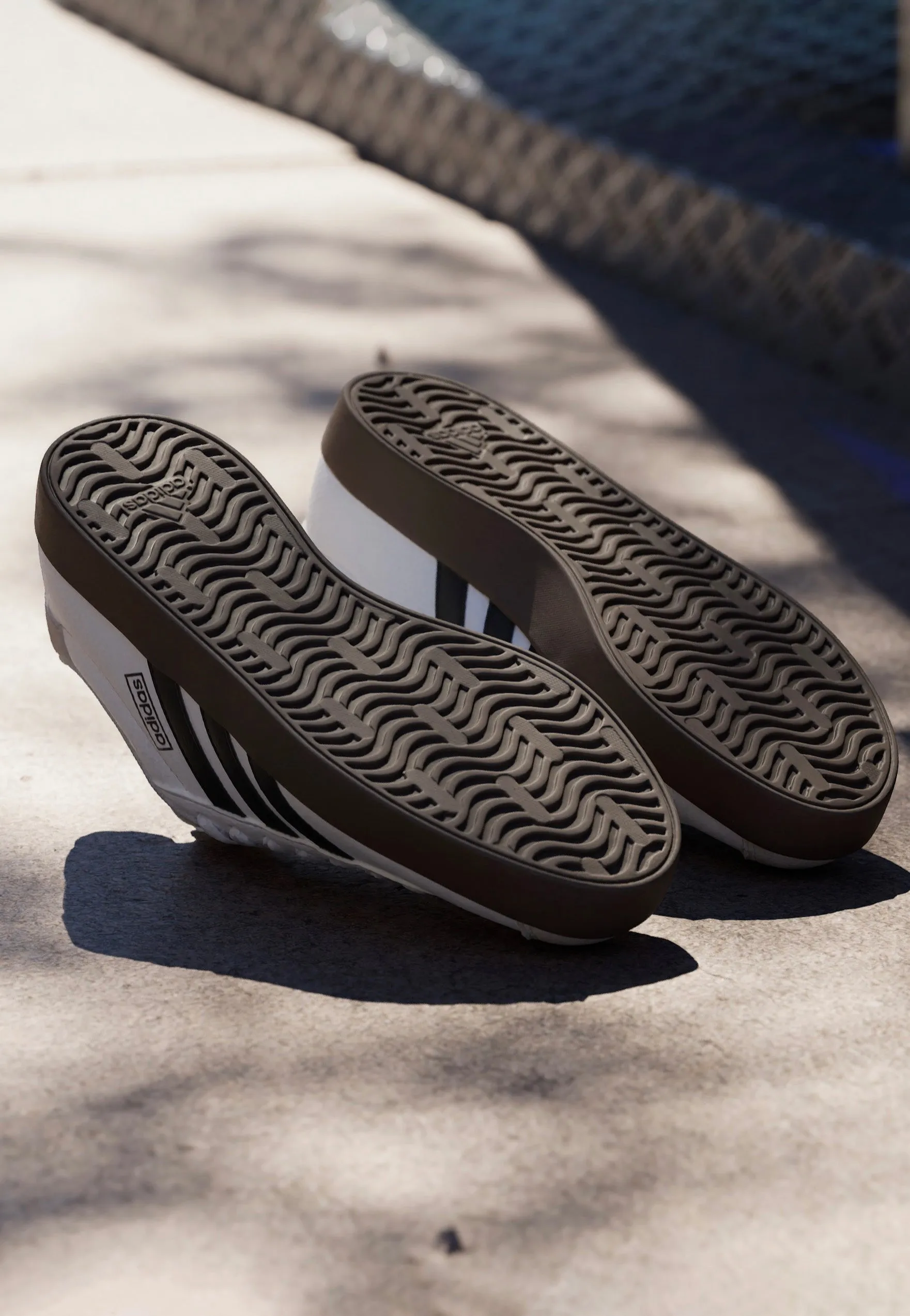 Adidas - Vl Court 3.0 Ftwwht/Cblack/Greone - Girl Shoes
