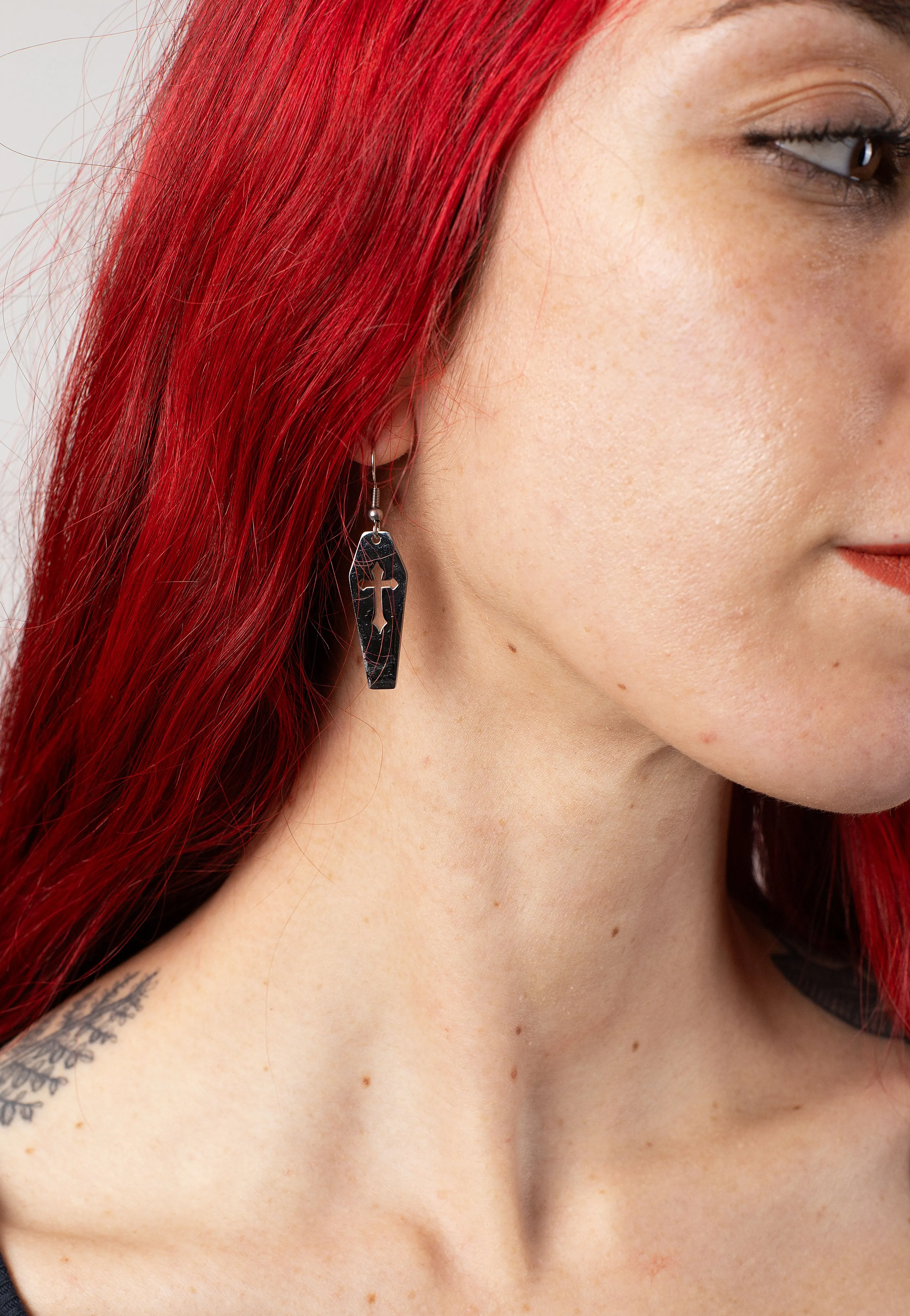 Easure - Coffin - Earrings