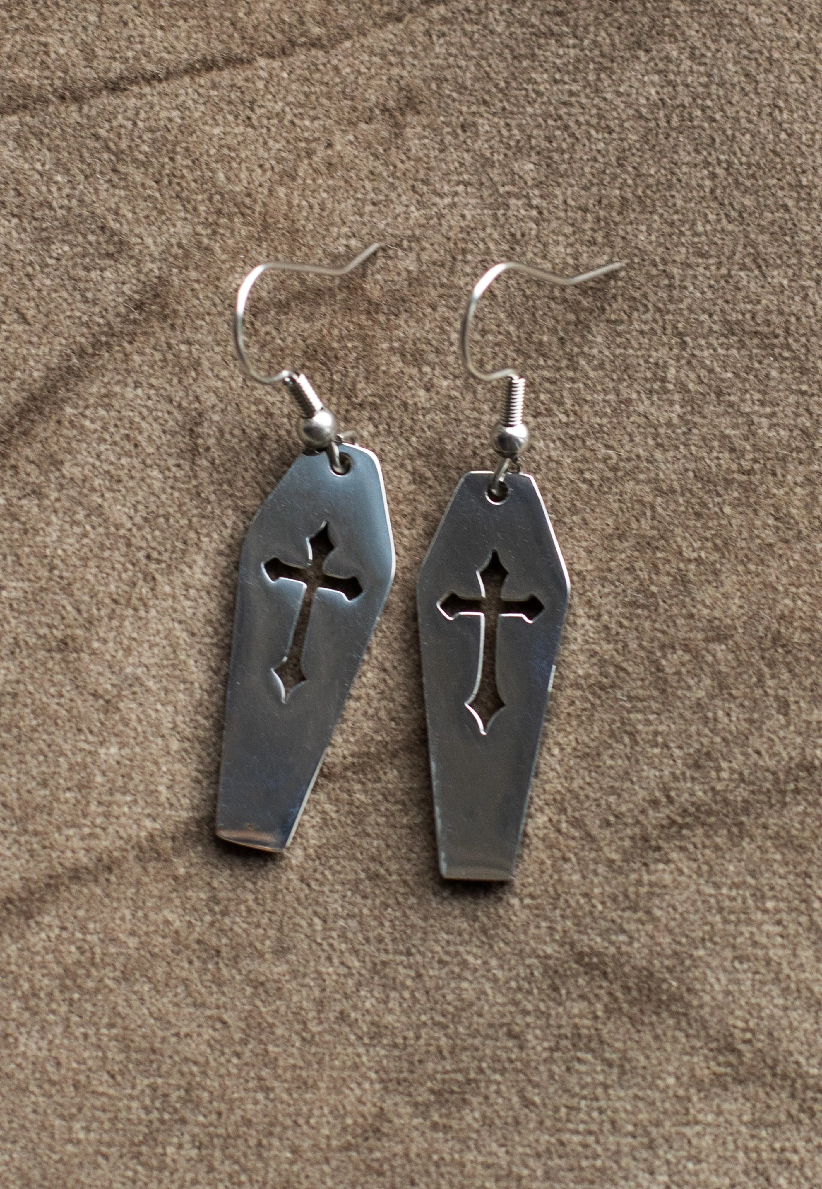 Easure - Coffin - Earrings