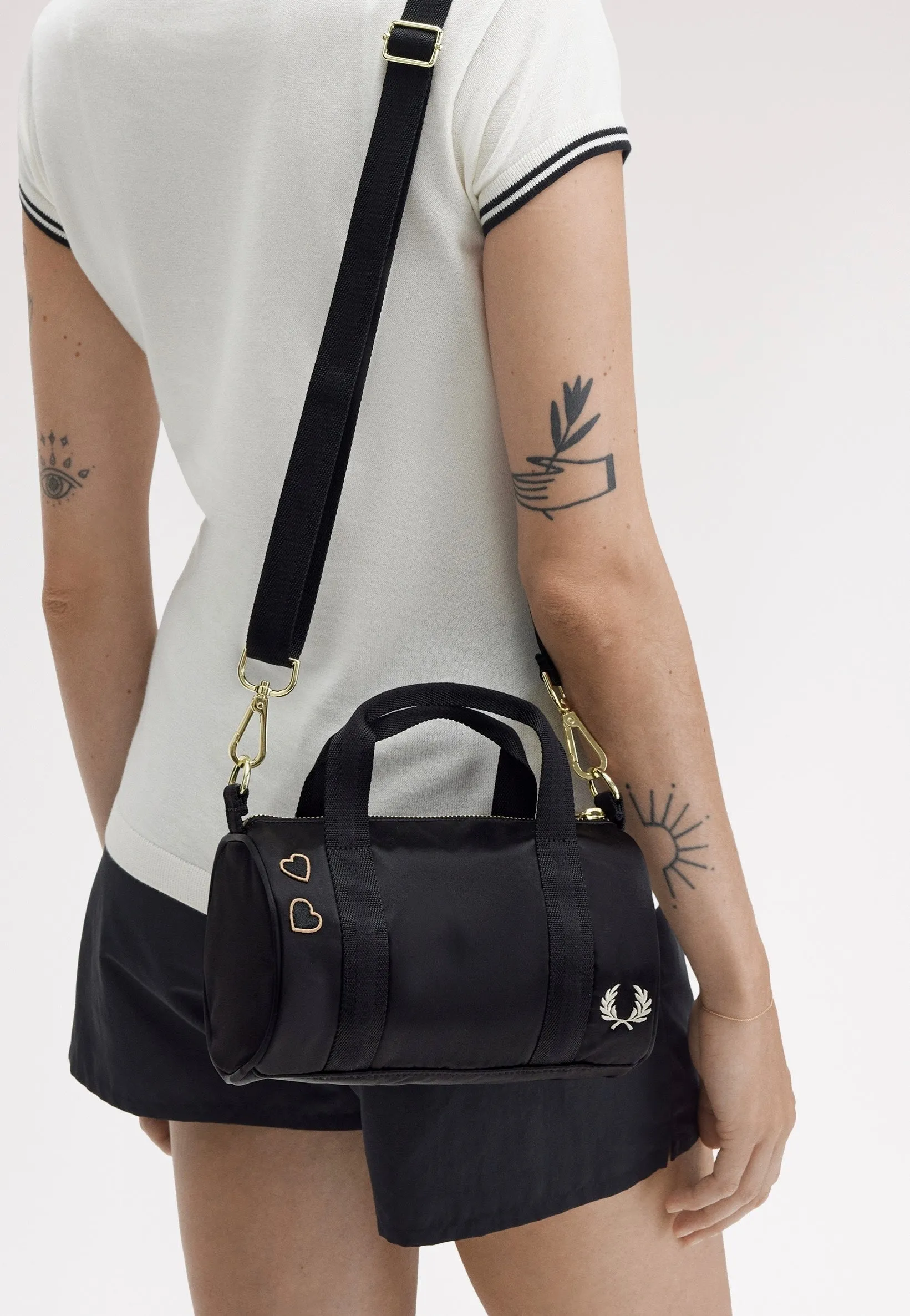 Fred Perry x Amy Winehouse - Amy Mini Satin Barrel Black - Dufflebag