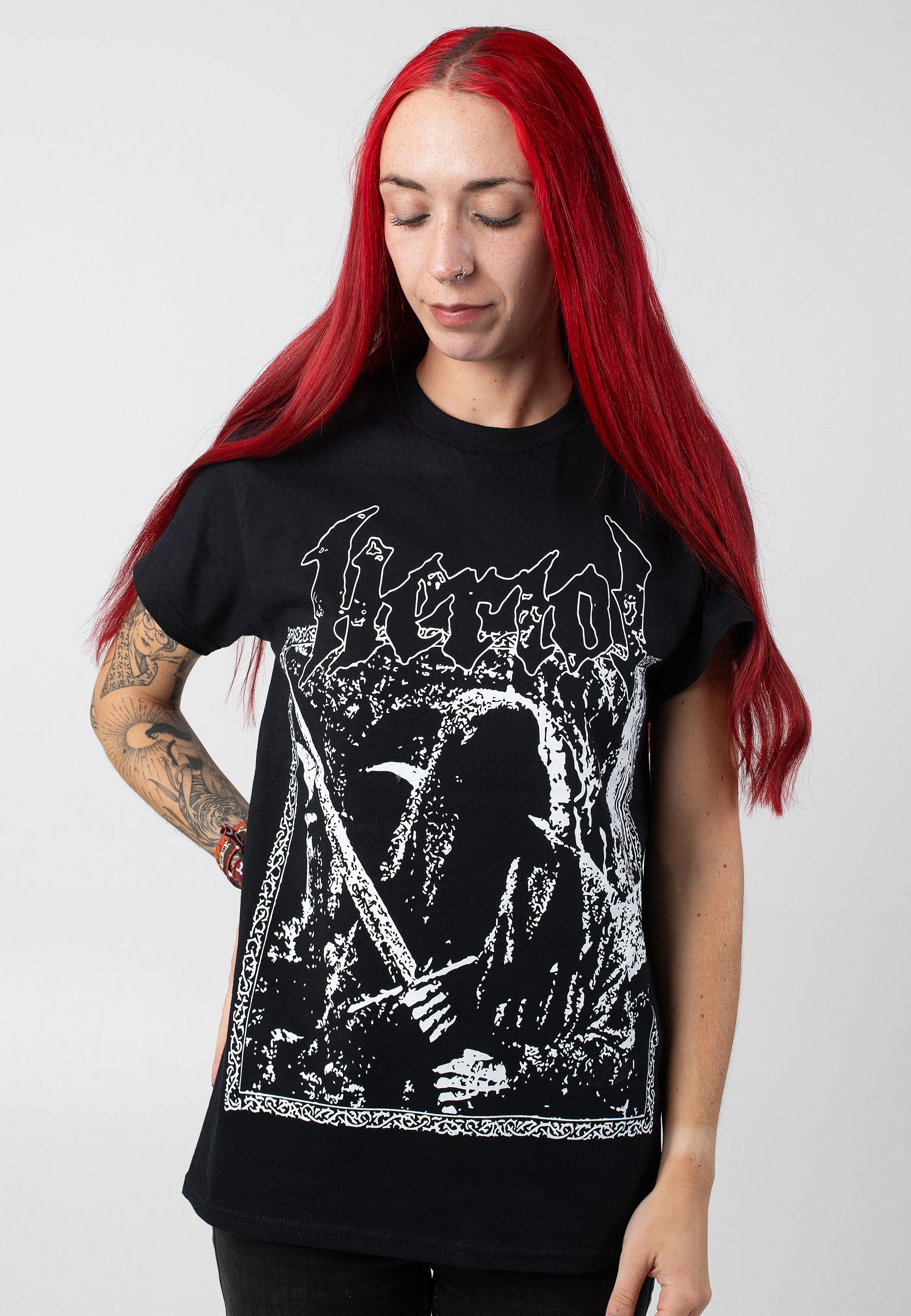 Heriot - Sword Bearer - T-Shirt
