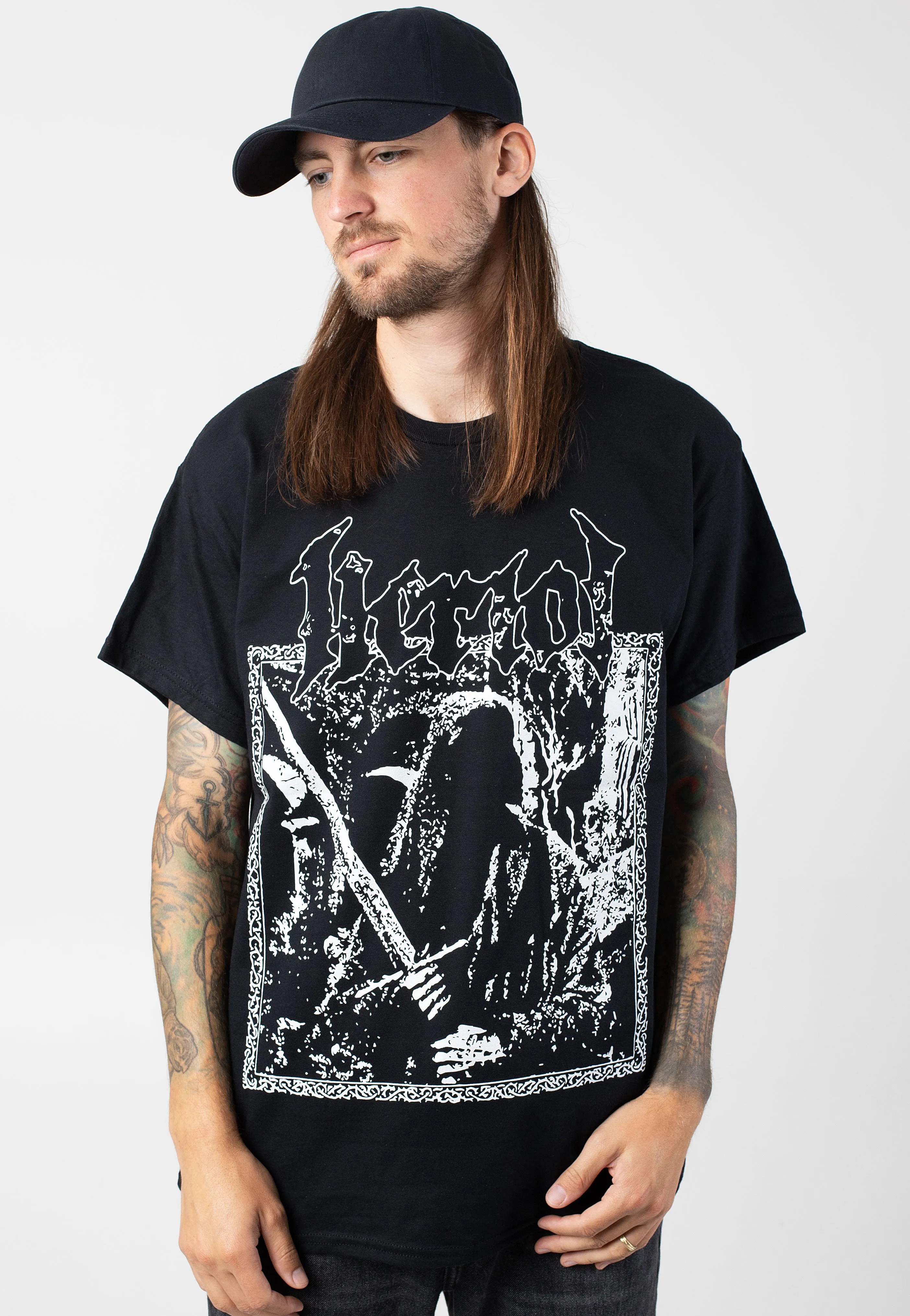 Heriot - Sword Bearer - T-Shirt
