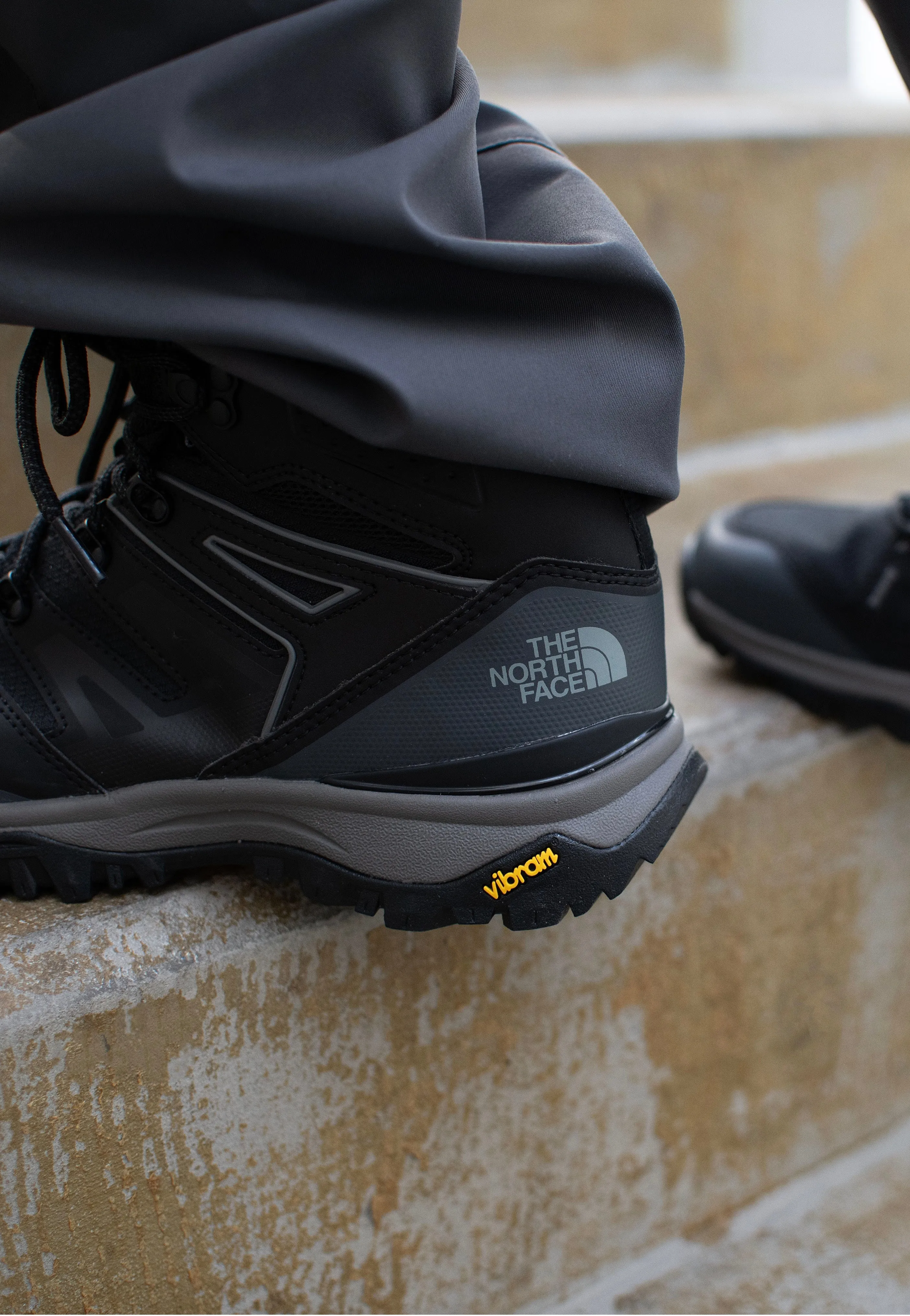 The North Face - Hedgehog Mid Gore Tex Tnf Black/Asphalt Grey - Shoes